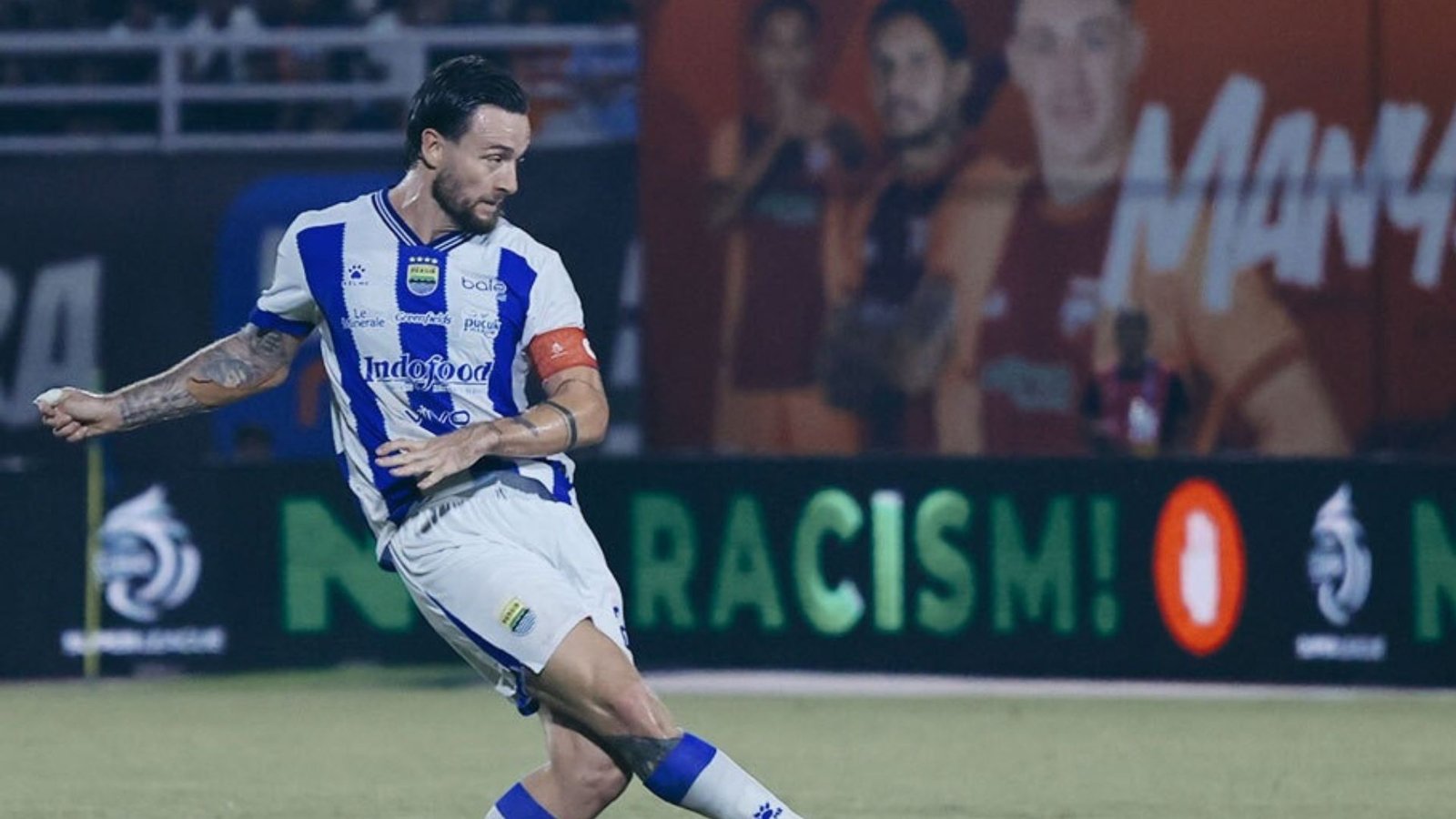 Marc Klok Kecewa Persib Gagal Bawa Pulang Tiga Poin dari Samarinda